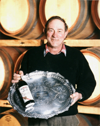Winemaker Graeme Miller is one of the pioneers of the 1960s/70s rebirth of the Yarra Valley as a wine region. Graeme is working to produce long lived wines, not dominated by alcohol, and which reflect the subtle depth and complexity that the Yarra Valley, as a cool climate region, can produce.